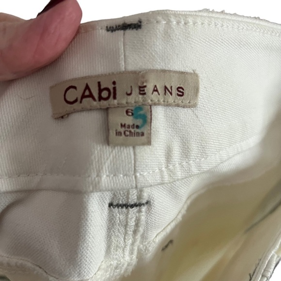 CAbi - White Bootcut Double Button Business Casual Spring Jeans Sz 6 - Picture 5 of 9